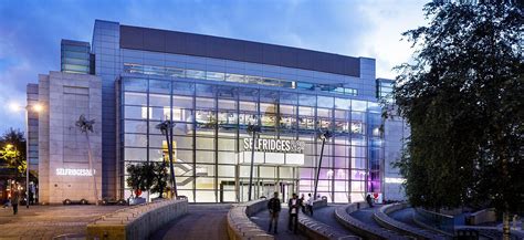 shops in selfridges manchester.